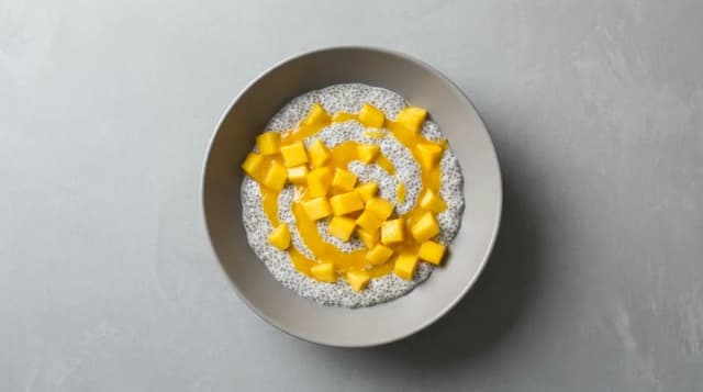 Budyń chia z mango