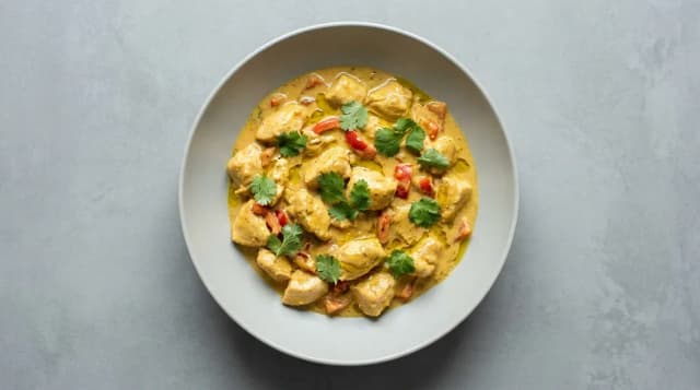 Kurczak w sosie jogurtowym z curry
