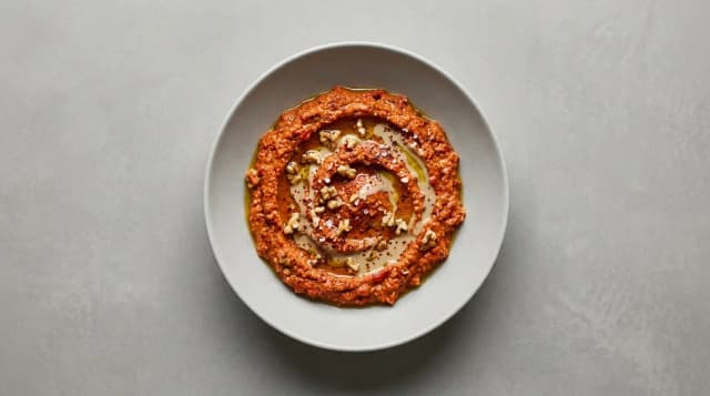 Muhammara – pasta z papryki i orzechów